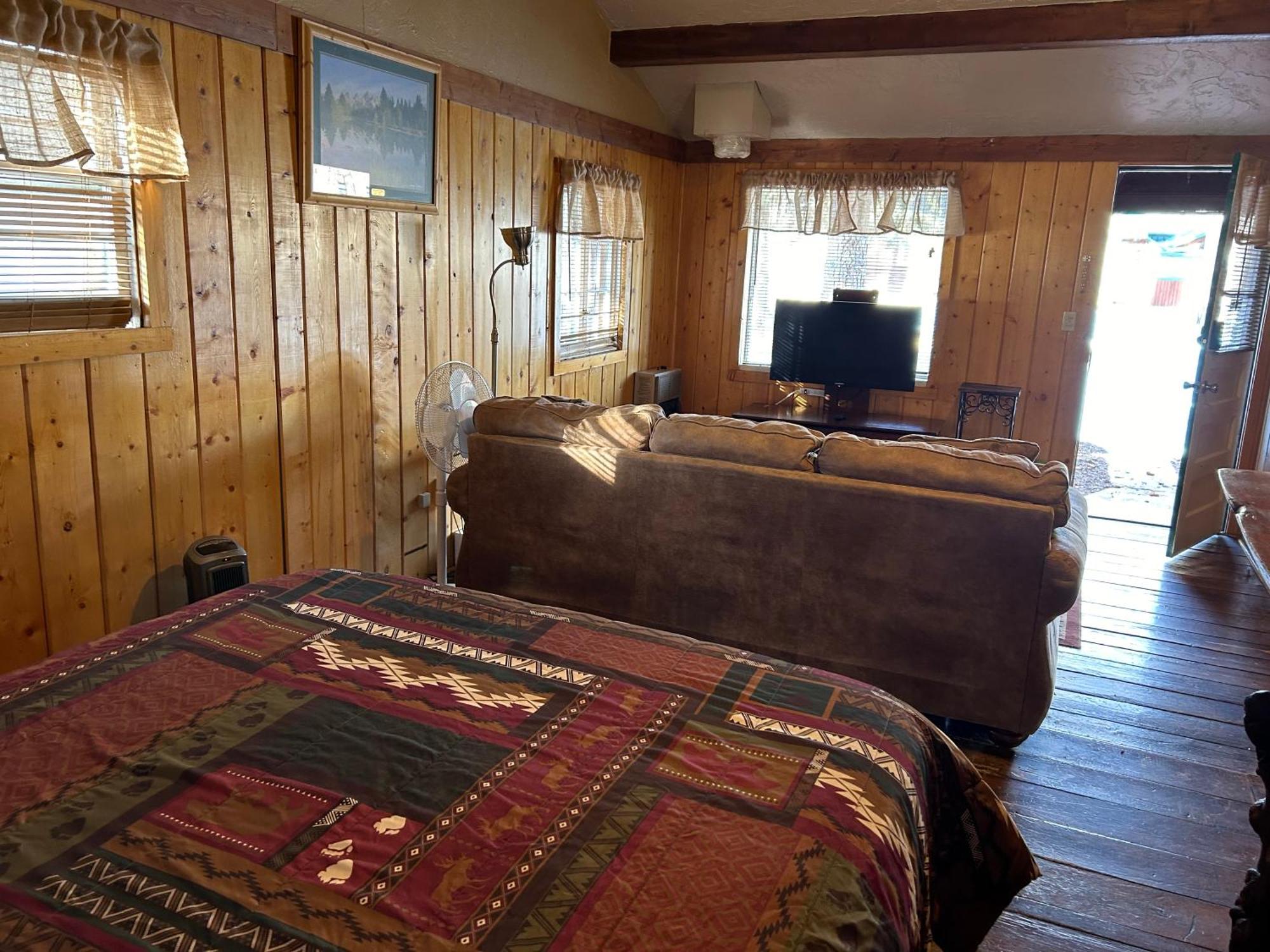 Chinook Winds Lodge Дубойс Экстерьер фото