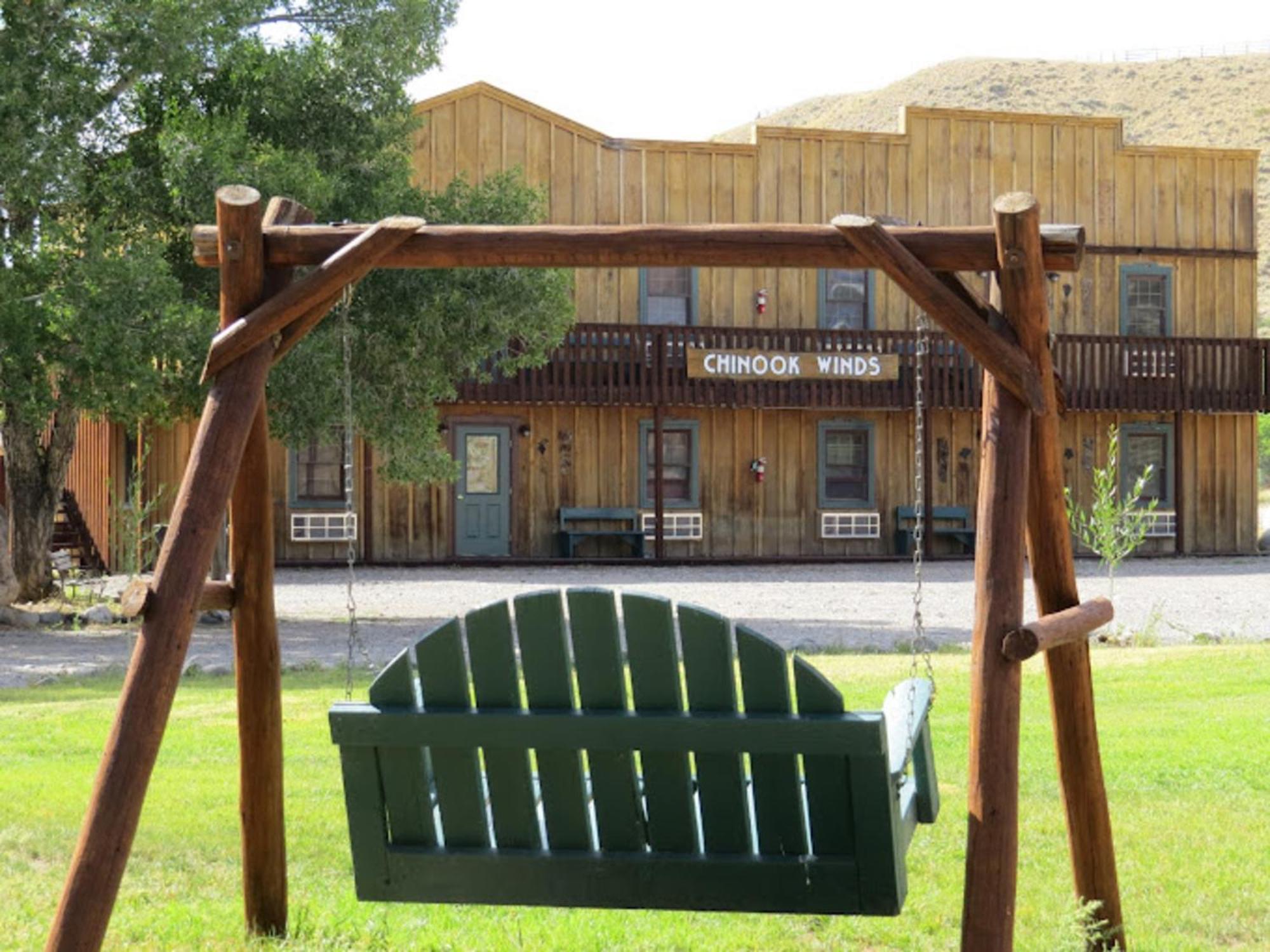 Chinook Winds Lodge Дубойс Экстерьер фото